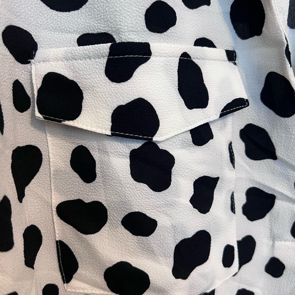 Ann Taylor Black and White Button Down Shirt. Size MP - Picture 7 of 8